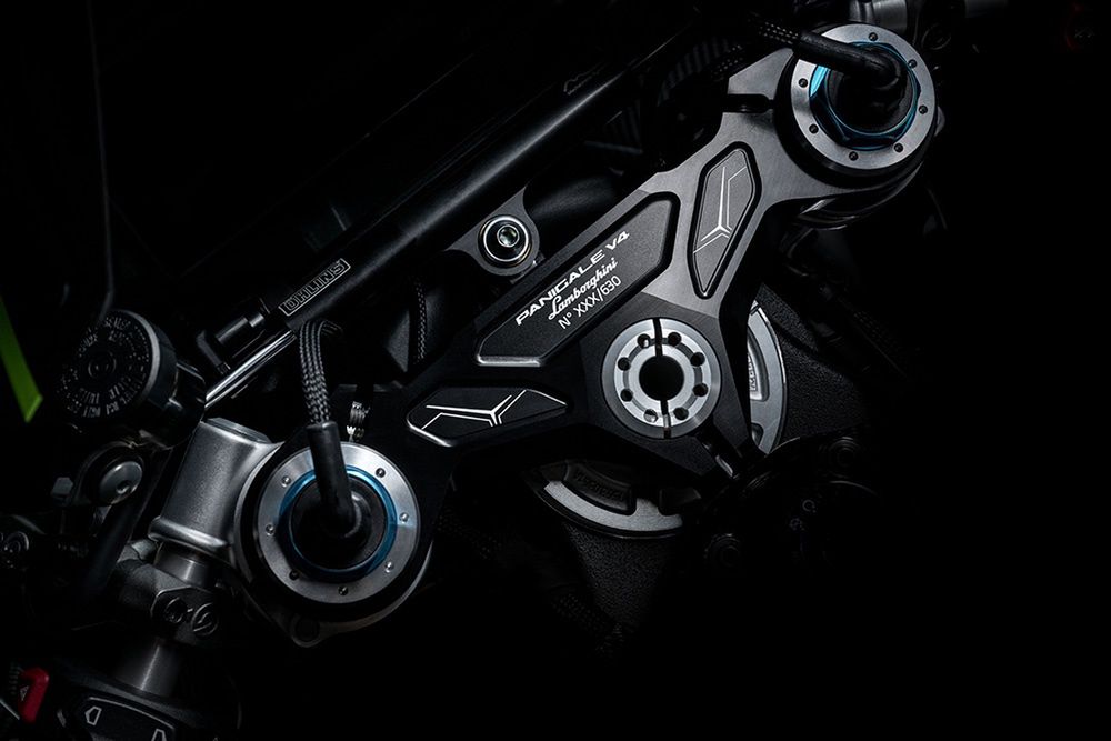 Ducati Panigale V4 Lamborghini