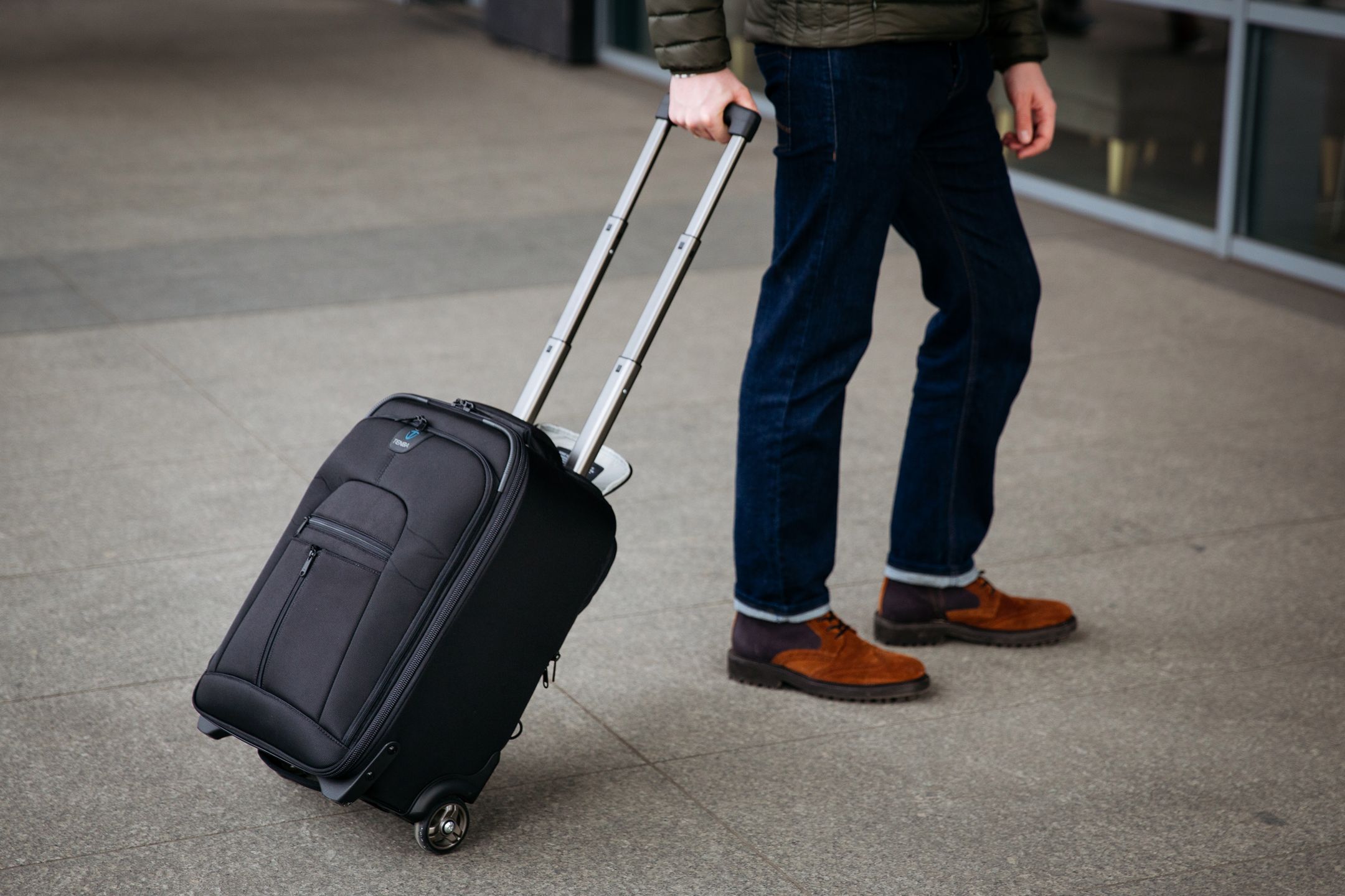 Tenba Roadie II Hybrid - test uniwersalnej walizki dla fotografów 12