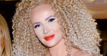 Iza z "Królowych Życia" założyła DOCZEPY i została SZATYNKĄ! Fani: "Lepiej ci było w blondzie" (ZDJĘCIA)