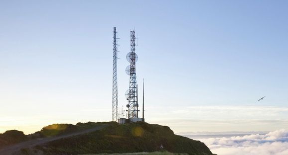 Za 5,2 mld euro Cellnex kupuje wszystkie maszty komórkowe od SFR. Będzie największym operatorem infrastruktury w Europie