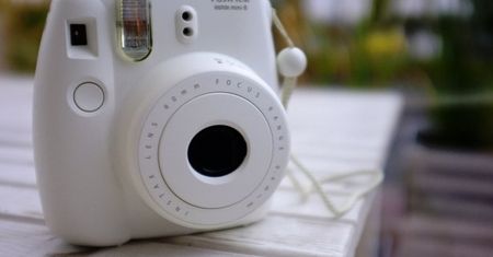 Fujifilm Instax mini 8 - maluch do fotografii natychmiastowej już w Polsce