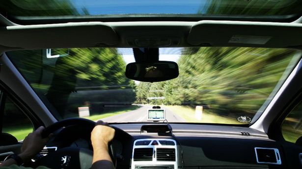 Zmiany prawa: większa kontrola dostępu do billingów i zaostrzenie kar za gadanie podczas prowadzenia samochodu 1