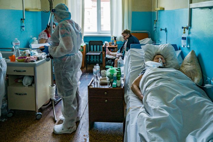 Koronawirus w Polsce. Nowe przypadki i ofiary śmiertelne. MZ podaje dane (12 lipca)