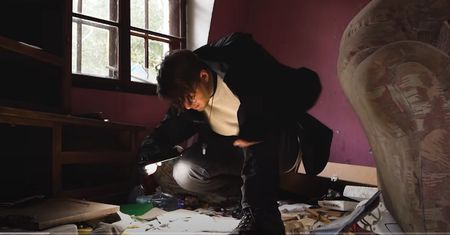 Wszedł do pałacu Dziada. Długo nikt nie ważył się tam zapuszczać