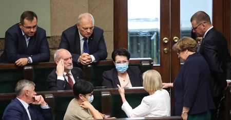 "Bezkarność urzędników". Ryszard Terlecki: projekt noweli będzie wycofany