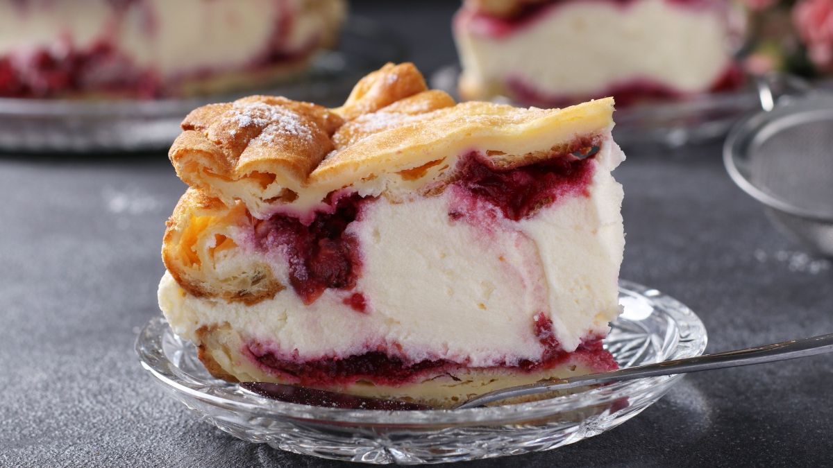 Karpatka z frużeliną wiśniową