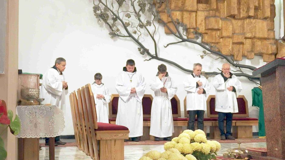 W starachowickim kościele Wszystkich Świętych uroczyście obchodzono jubileusz służby liturgicznej