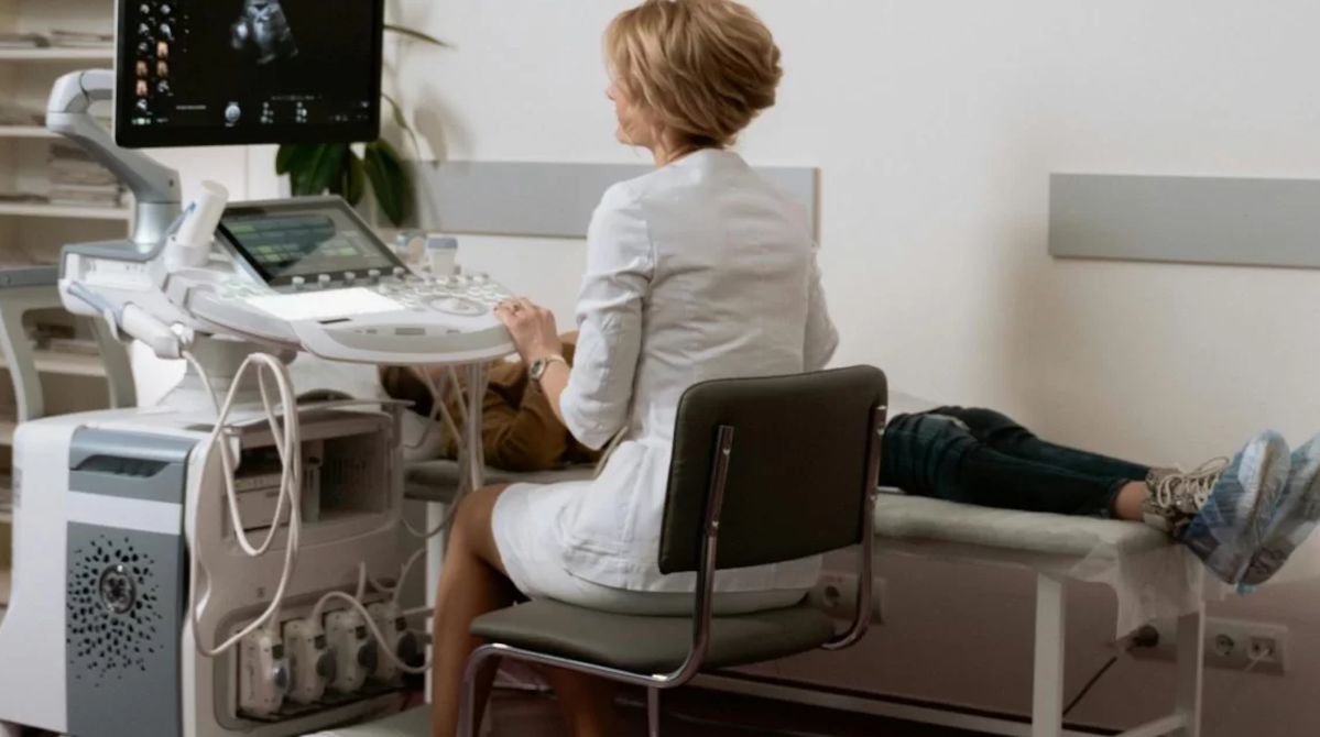 Nowatorski test na endometriozę w Polsce – szansa na wcześniejsze diagnozowanie choroby
