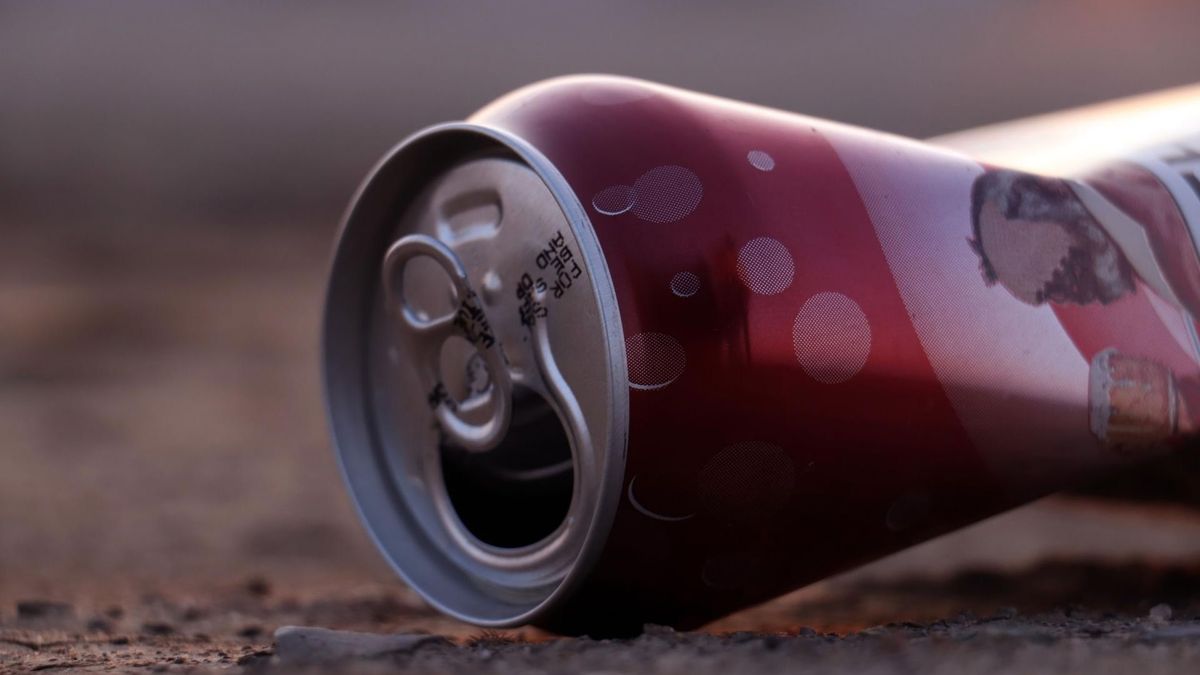 Naukowcy zauważyli, że alkohol może zwiększać ryzyko raka skóry