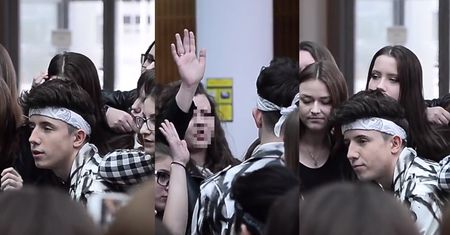 Dawid Kwiatkowski pozuje z tłumem fanek w TVP