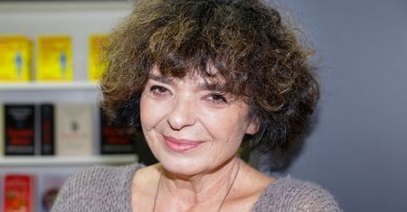 Katarzyna Grochola chwali się 22-letnim wnukiem. "Ale podobny do babci!" (FOTO)