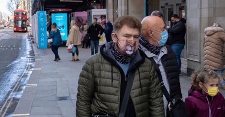 Nowy mutant nadciąga nad Polskę. Daje charakterystyczne objawy