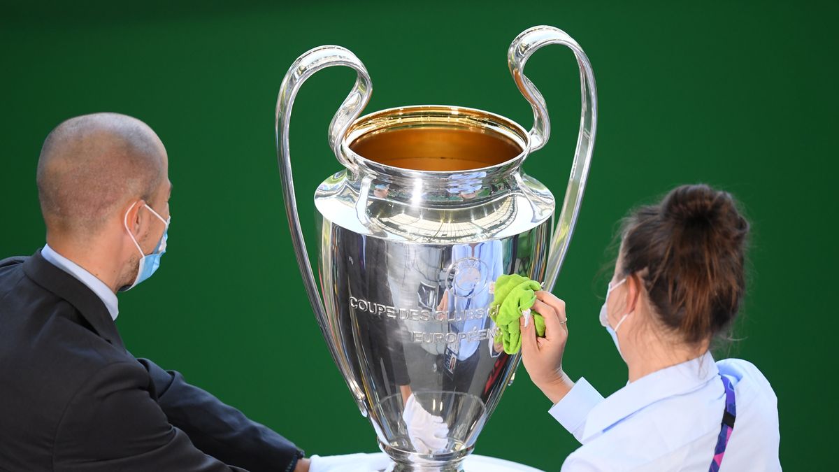 LISBON, PORTUGAL - AUGUST 19: The European Champion Clubs' Cup is seen prior to the UEFA Champions League Semi Final match between Olympique Lyonnais and Bayern Munich at Estadio Jose Alvalade on August 19, 2020 in Lisbon, Portugal. (Photo by Michael Regan - UEFA/UEFA via Getty Images)