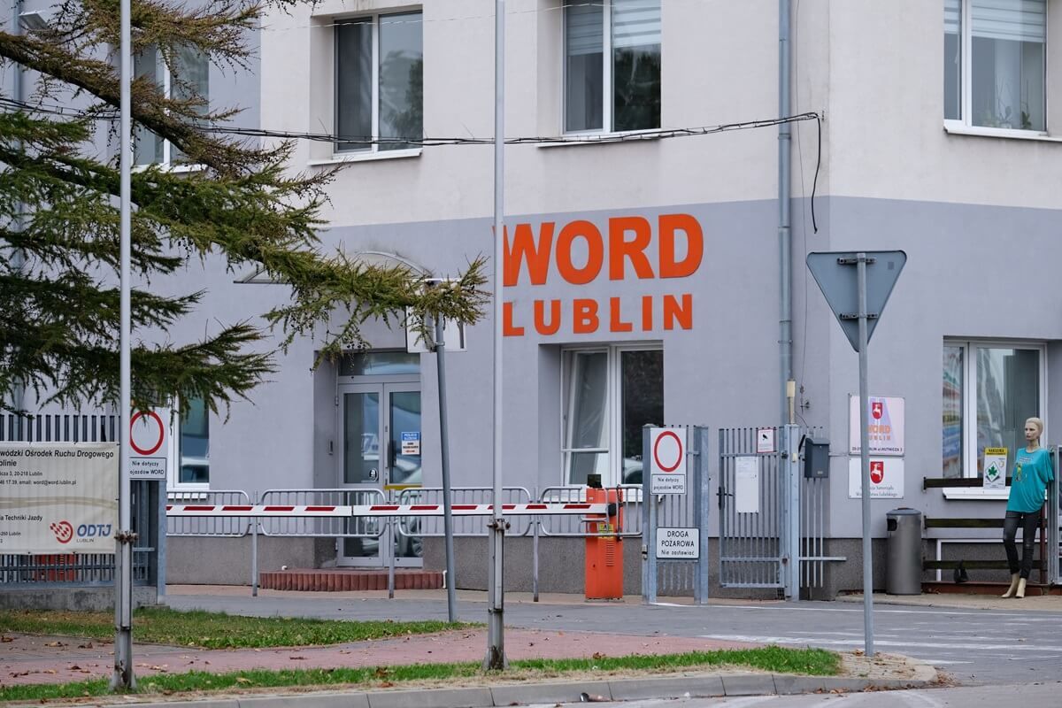 Prawo jazdy do unieważnienia? Osoby egzaminowane przez ponad dwa tygodnie rozwiązywały nieaktualne pytania