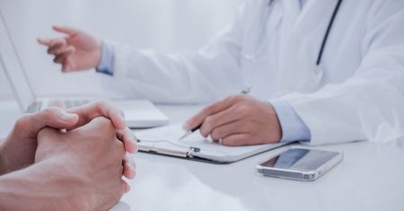 Zespół żyły głównej górnej – przyczyny, objawy i leczenie