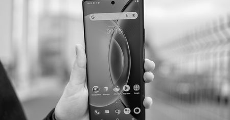 Już nie kupisz takiego smartfona. Znany producent opuszcza polski rynek