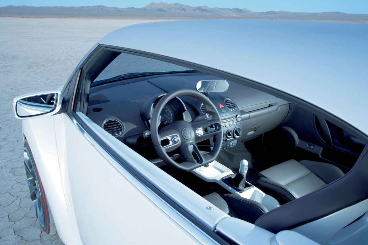DB2005AU00016