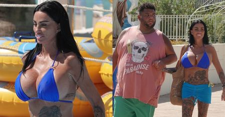 Katie Price i jej poprawiony po raz siedemnasty BIUST wygrzewają się na Cyprze podczas rodzinnego zlotu
