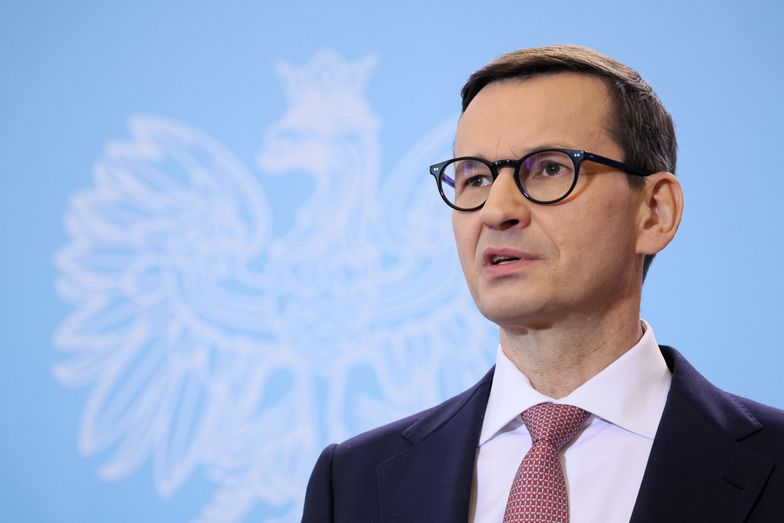 Morawiecki: banki muszą zrozumieć, że drenowanie kieszeni klientów to droga donikąd