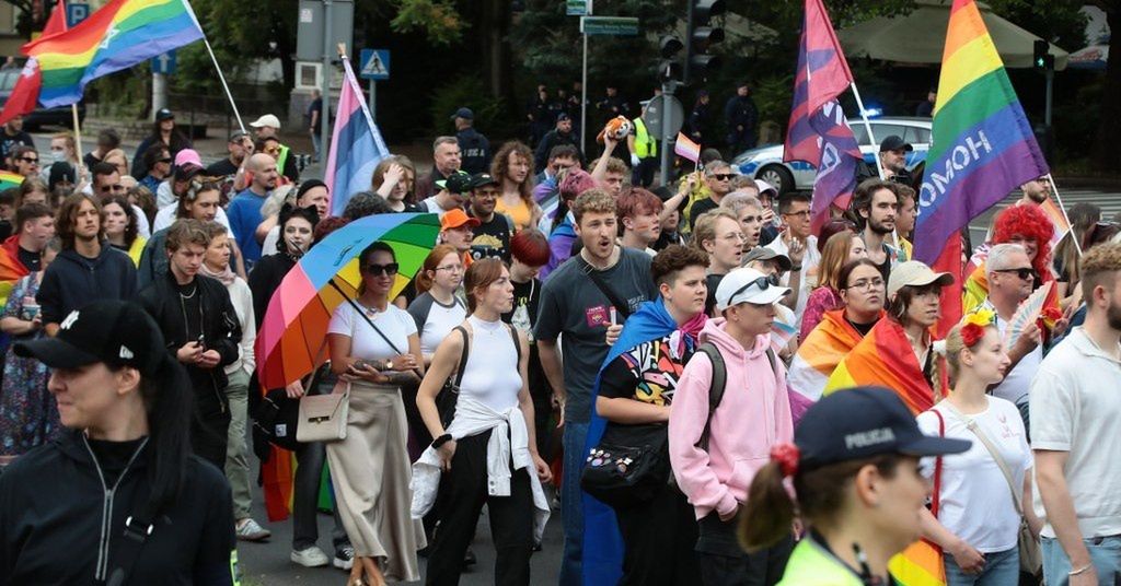Blisko 2 tys. osób przeszło ulicami Szczecina w 7. Marszu Równości