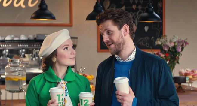 Sanah i Antoni Królikowski na kawie reklamują dwa razy więcej internetu w SmartDomu (wideo)