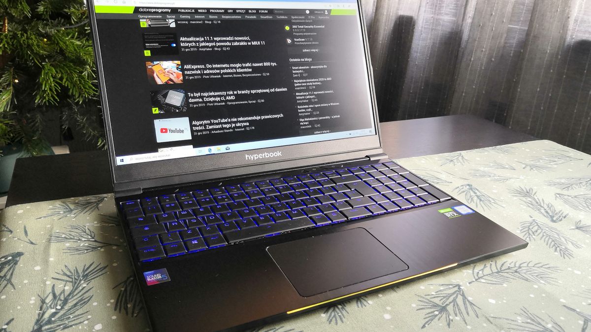 Hyperbook Pulsar Z15S: szybki aż pali się do roboty, momentami zbyt dosłownie (test) 1