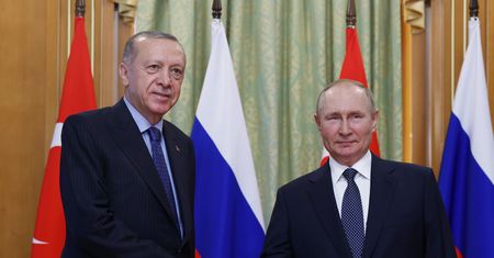 Turcja się wyłamuje. Zacieśnia współpracę z Rosją w kwestii gazu