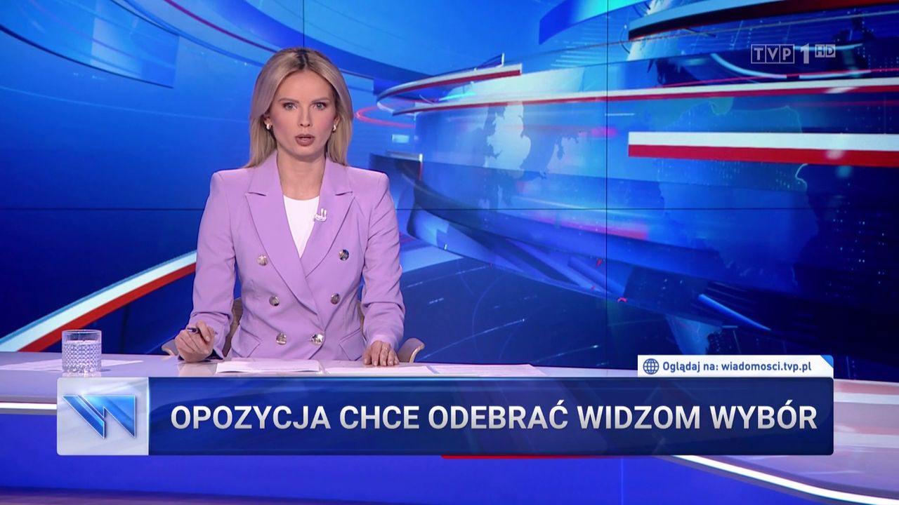 "Wiadomości" TVP puściły nagranie od fanki. Bareja wiecznie żywy