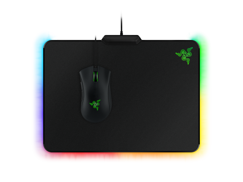 Razer Firefly: świecąca podkładka pod myszkę, która kosztuje… 75 euro 3