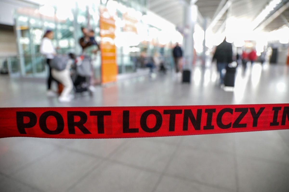 Dwaj pasażerowie zostali ukarani na Lotnisku Chopina