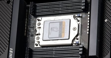 Jest potężna! MSI prezentuje płytę pod nowe Threadrippery