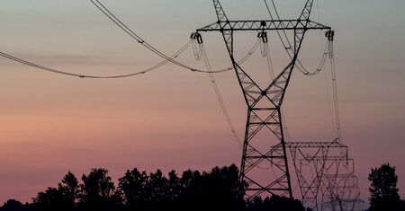 Stan zagrożenia w polskiej energetyce. To pierwsza taka sytuacja w historii
