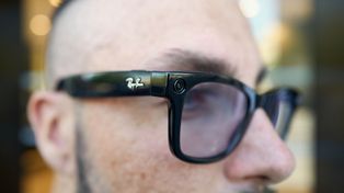 Parki, szkoły i muzea. Norwegia planuje zakaz smart okularów