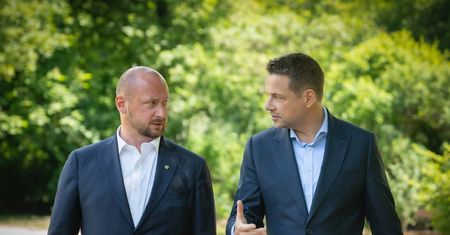 Człowiek Dudy wsparł Trzaskowskiego. "To problem dla prezydenta"