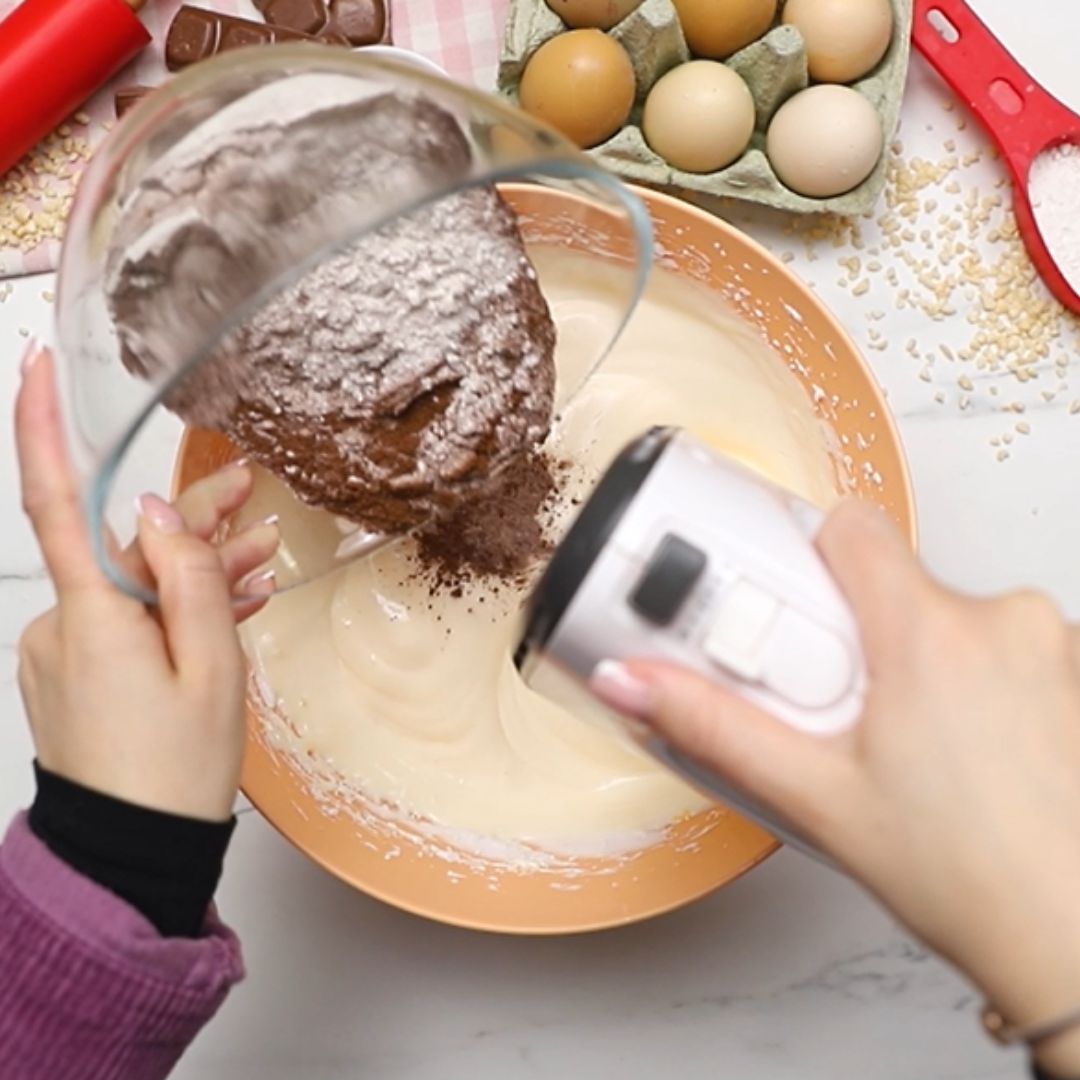 W biszkopcie znajdzie się m.in. kakao