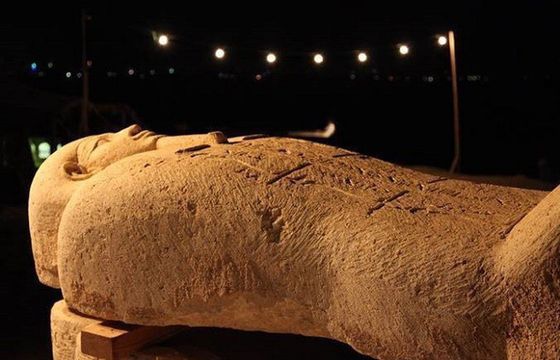 Dokument „Egipt: Wyprawa w nieznane” w Discovery Channel