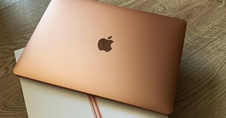 Nowy MacBook Air z pierwszymi problemami – użytkownicy skarżą się na kamerkę FaceTime