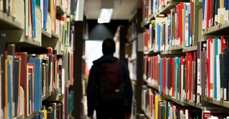 Studenci rezygnują z nauki na uczelni. Powód jest zawsze ten sam
