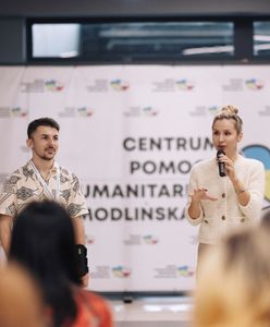 LOBODA у Варшаві зустрілась з українцями-біженцями