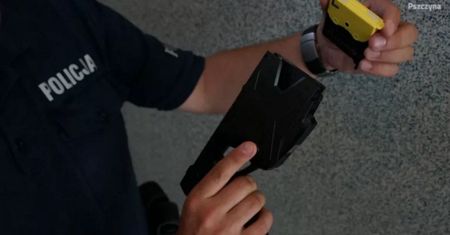 Ktoś groził paralizatorem dziecku. Policja postawiona na równe nogi