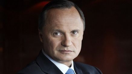 Wrocław. Leszek Czarnecki z kłopotami. Zabezpieczono jego majątek, Roman Giertych zatrzymany