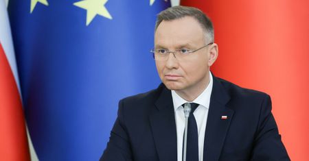 Duda powściągliwy ws. Pegasusa. Ma w tym cel