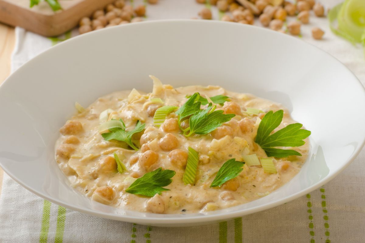 Cheesy chickpea broccoli bake in 15: A cozy dinner fix