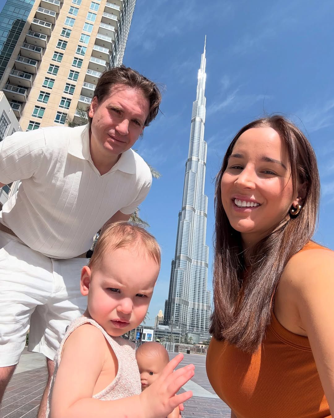 Lil Masti z ukochanym i córką