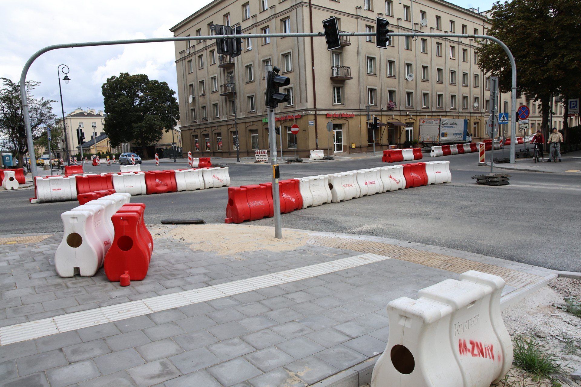 Zgodnie z umową zawartą z firmą STRABAG, termin zakończenia prac nad zadaniem modernizacji 13 ulic w śródmieściu, także ulicy Seminaryjskiej przypada 25 września 2025 roku. 