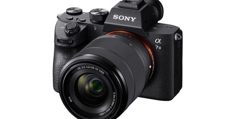 Sony A7 III wreszcie jest - z 24 Mpix sensorem i AF pożyczonym z A9