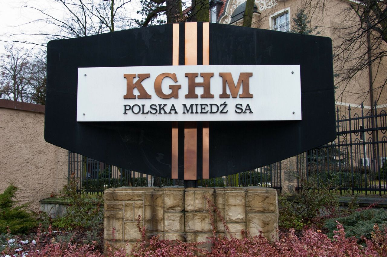 Przetasowania polityczne w KGHM. Kolejna dymisja i potencjalny kandydat z MON