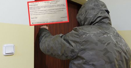 Tak dostają się do mieszkań. Policjantka ostrzega przed prostą metodą