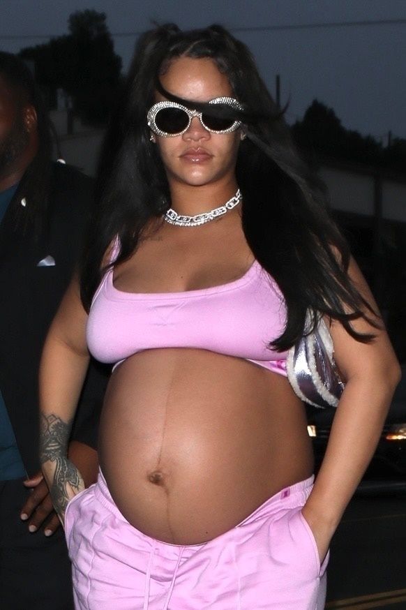 Rihanna w zaawansowanej ciąży 