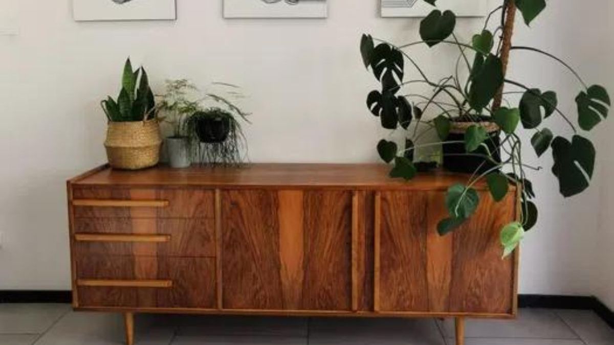 Szafka z czasów PRL